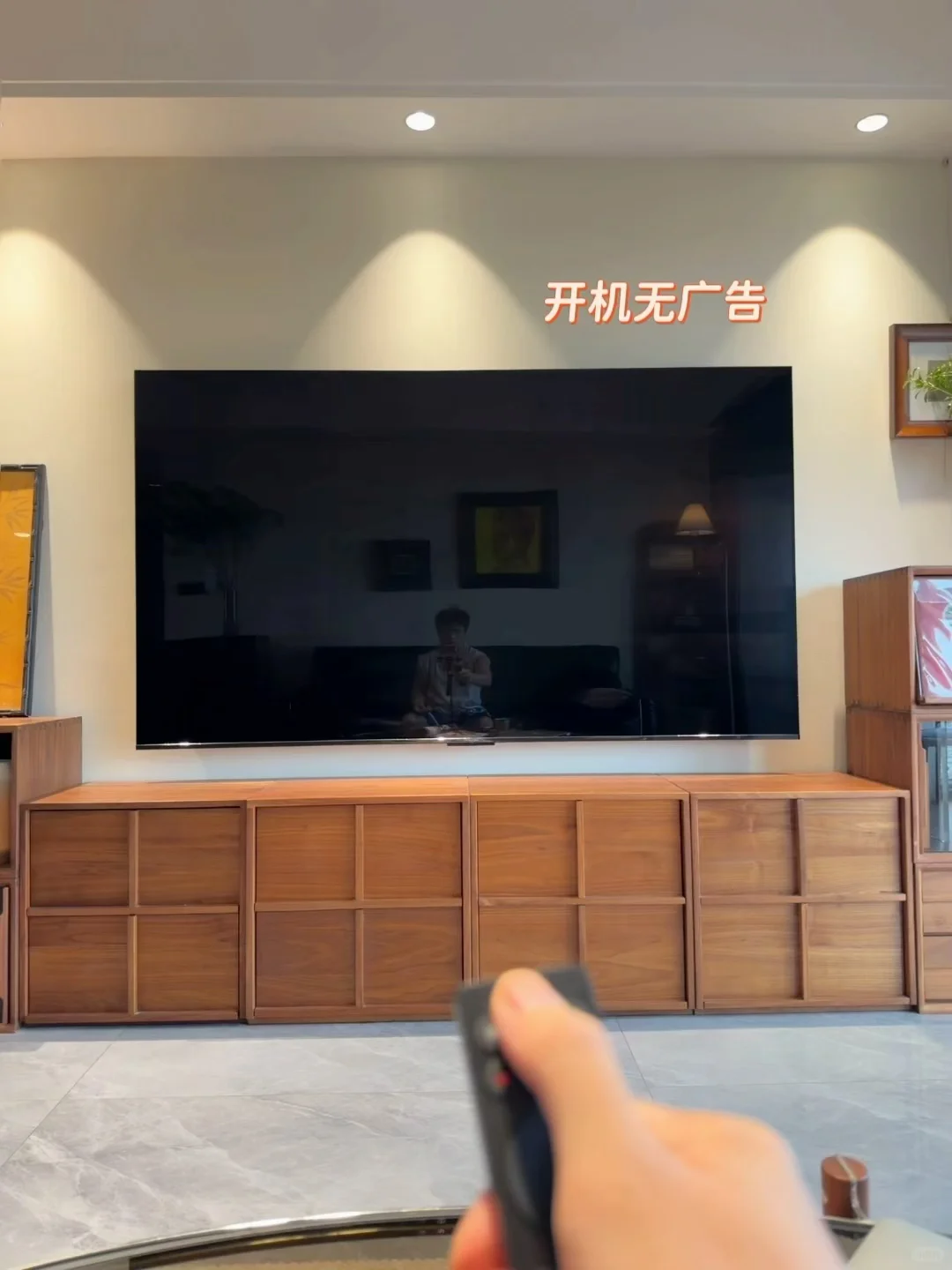 改造成功，中古风客厅幸福感是电视给的！