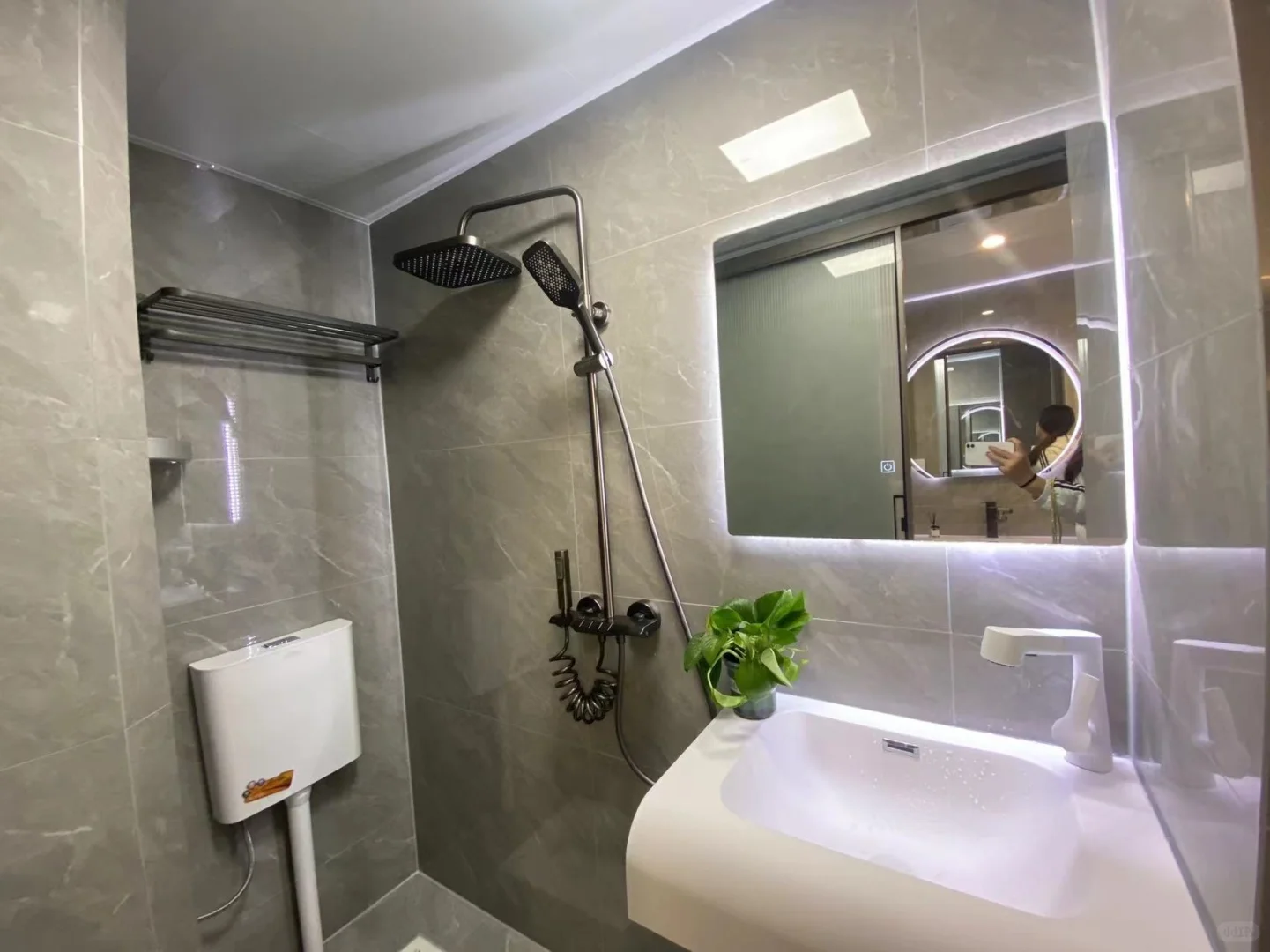 光谷软件园精装房首次出租