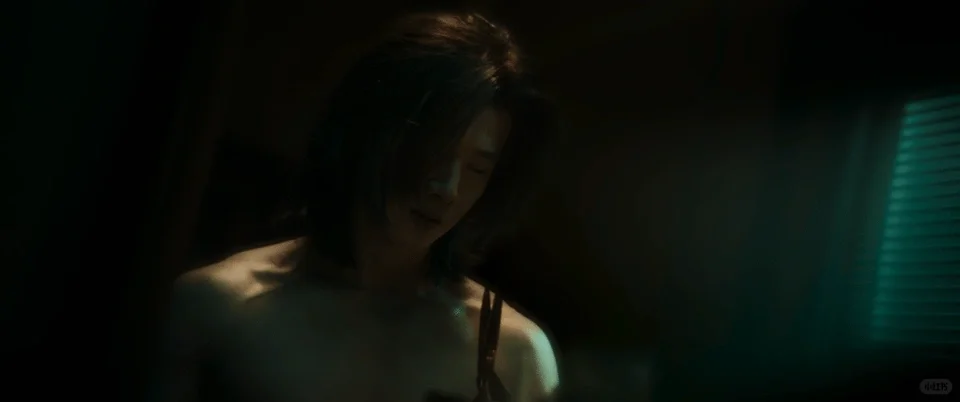 现在的喜剧电影都是在讽刺现实吧