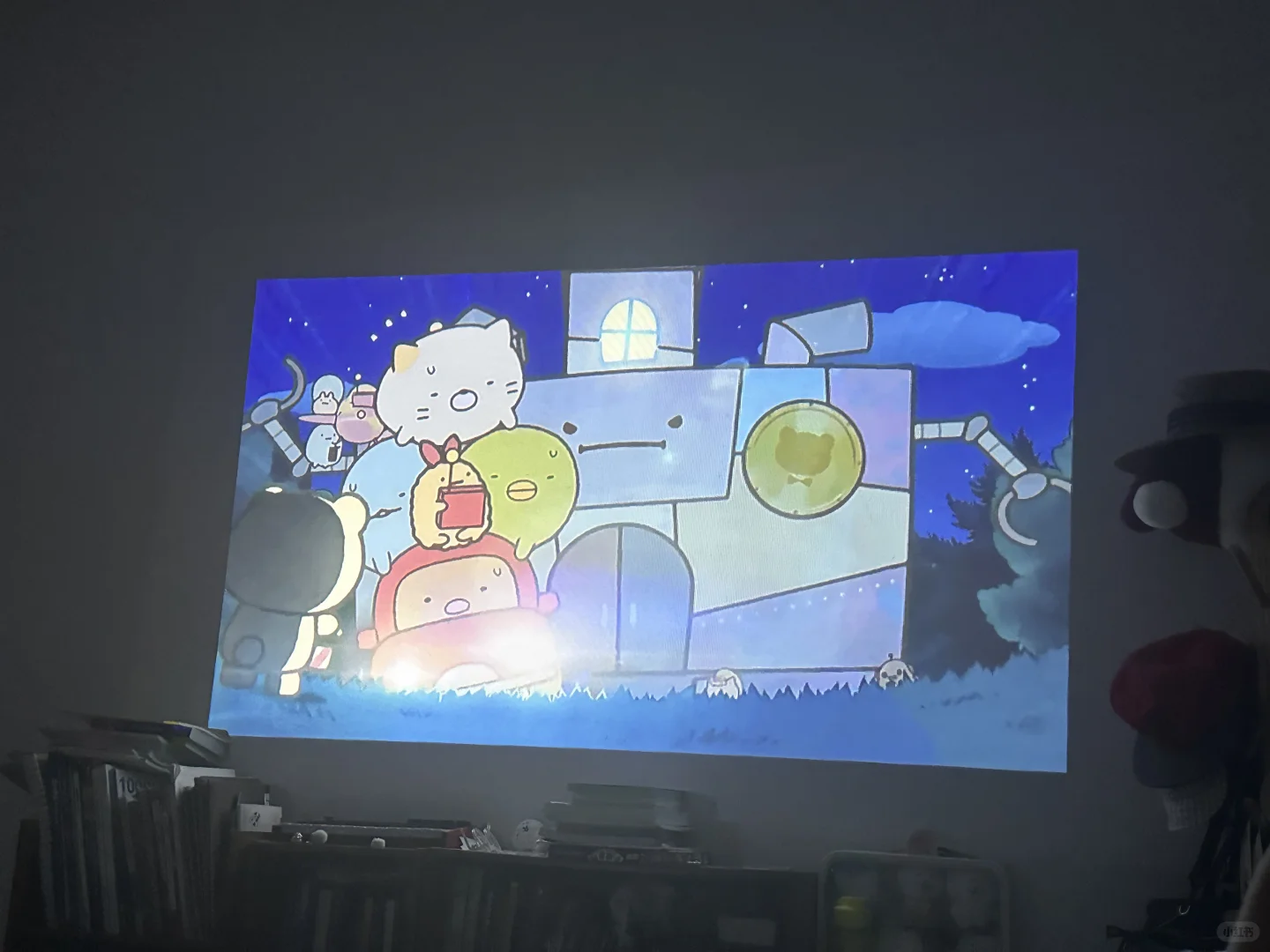 全部都给我去看角落生物大电影！