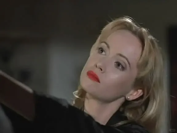 《激情惊爆点》｜美女最后成了野兽！