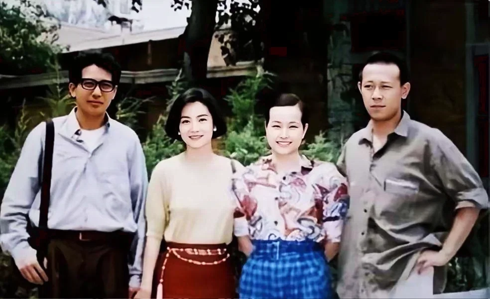 《滚滚红尘》片场｜1990年