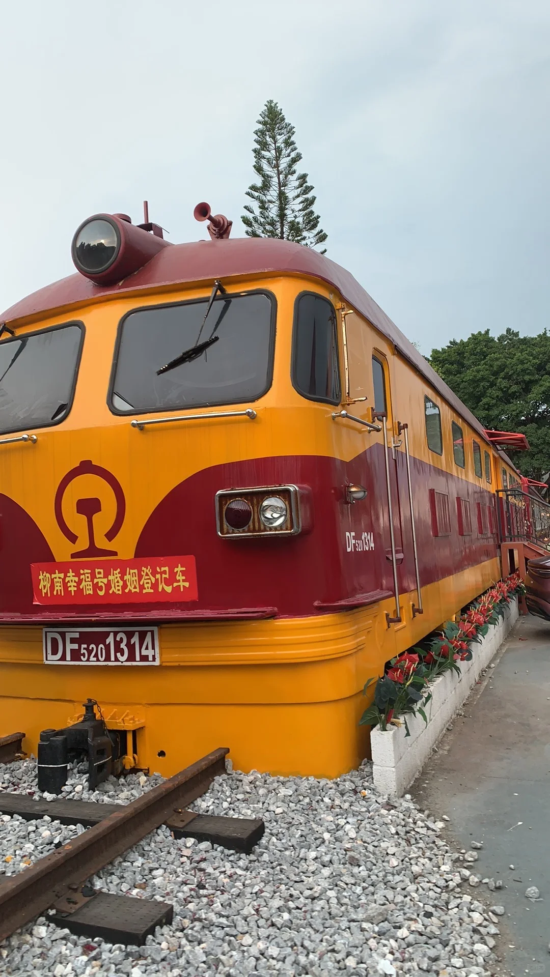 边聊夭、边挣💰闺蜜.👄真严