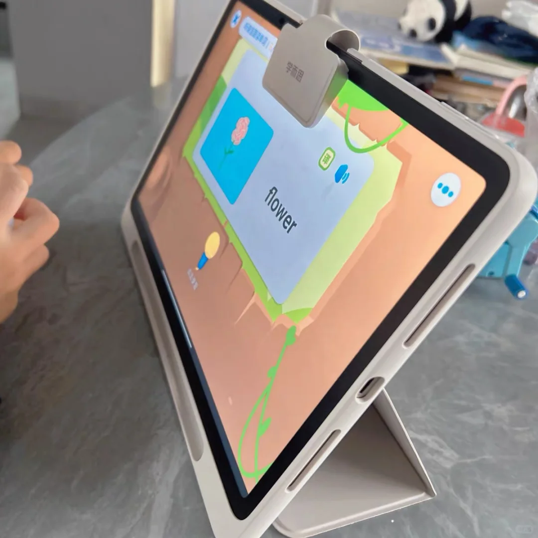 学而思亲子App可以查看学情报告，很方便