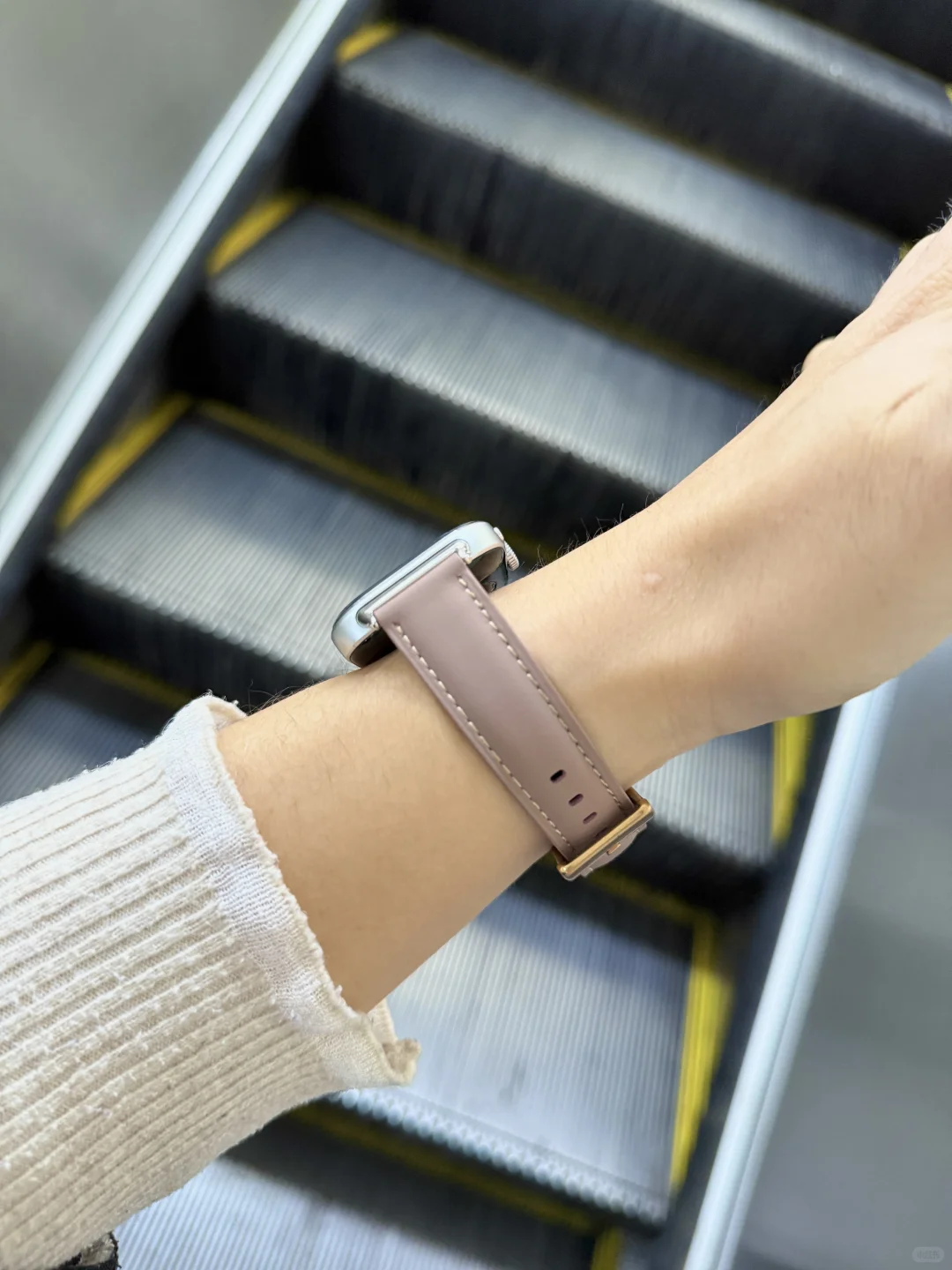 发现华为fit4大手环比较适合我，听歌自由！