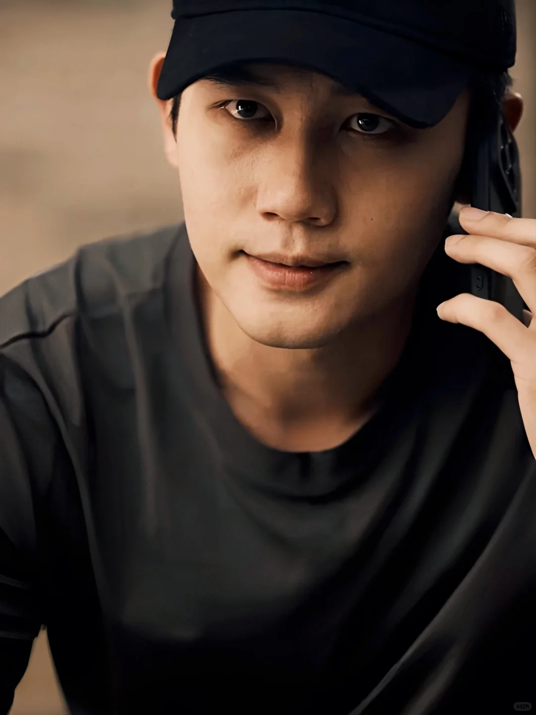 一部看似难嚼，但看完久久不能忘怀的短剧