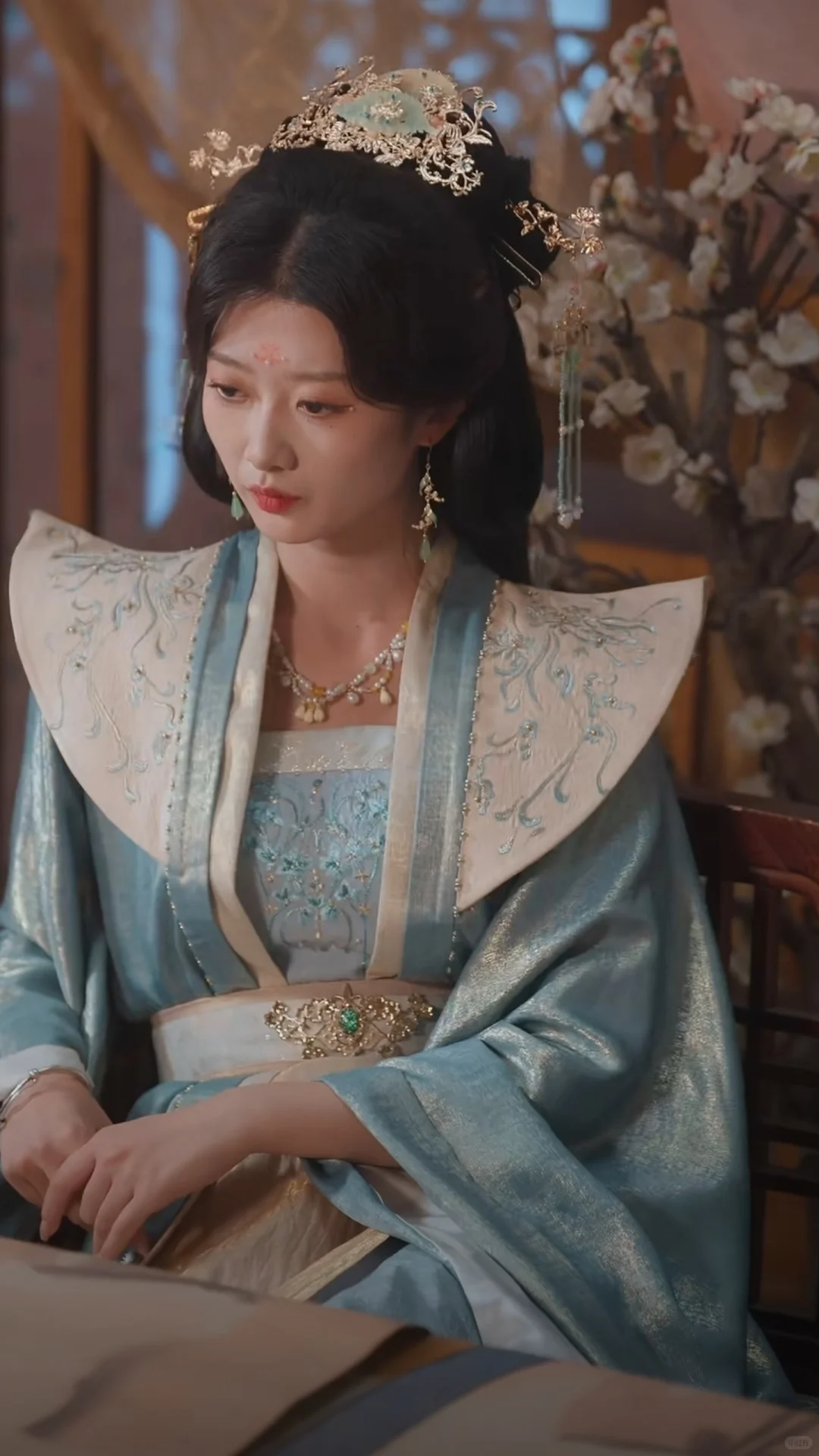 🍅🍆免费短剧 | 穿书后又带娃又斗公主