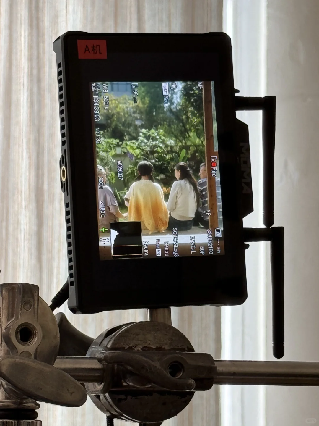 当我用拍电影的审美拍短剧 一些监视器视角