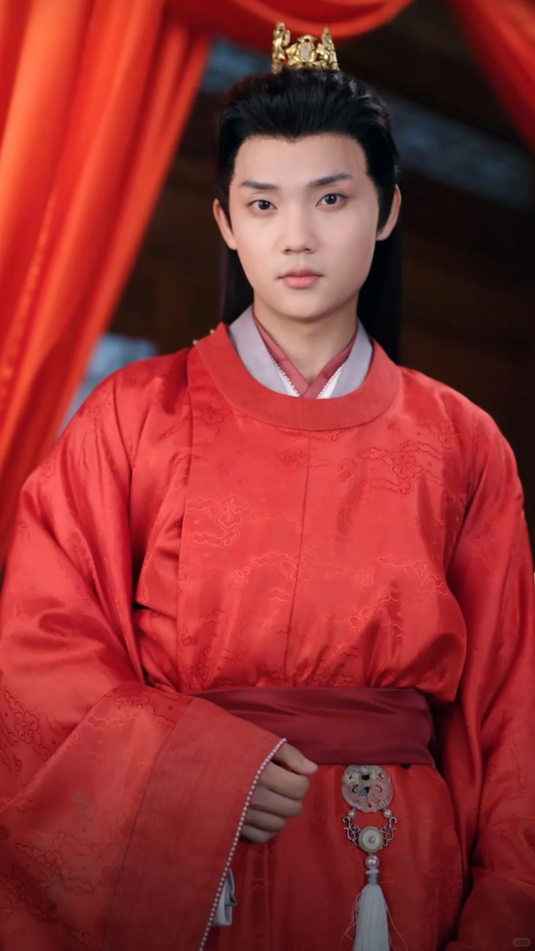 🍅🍆免费短剧 | 长嫂为妻，重生VS穿书