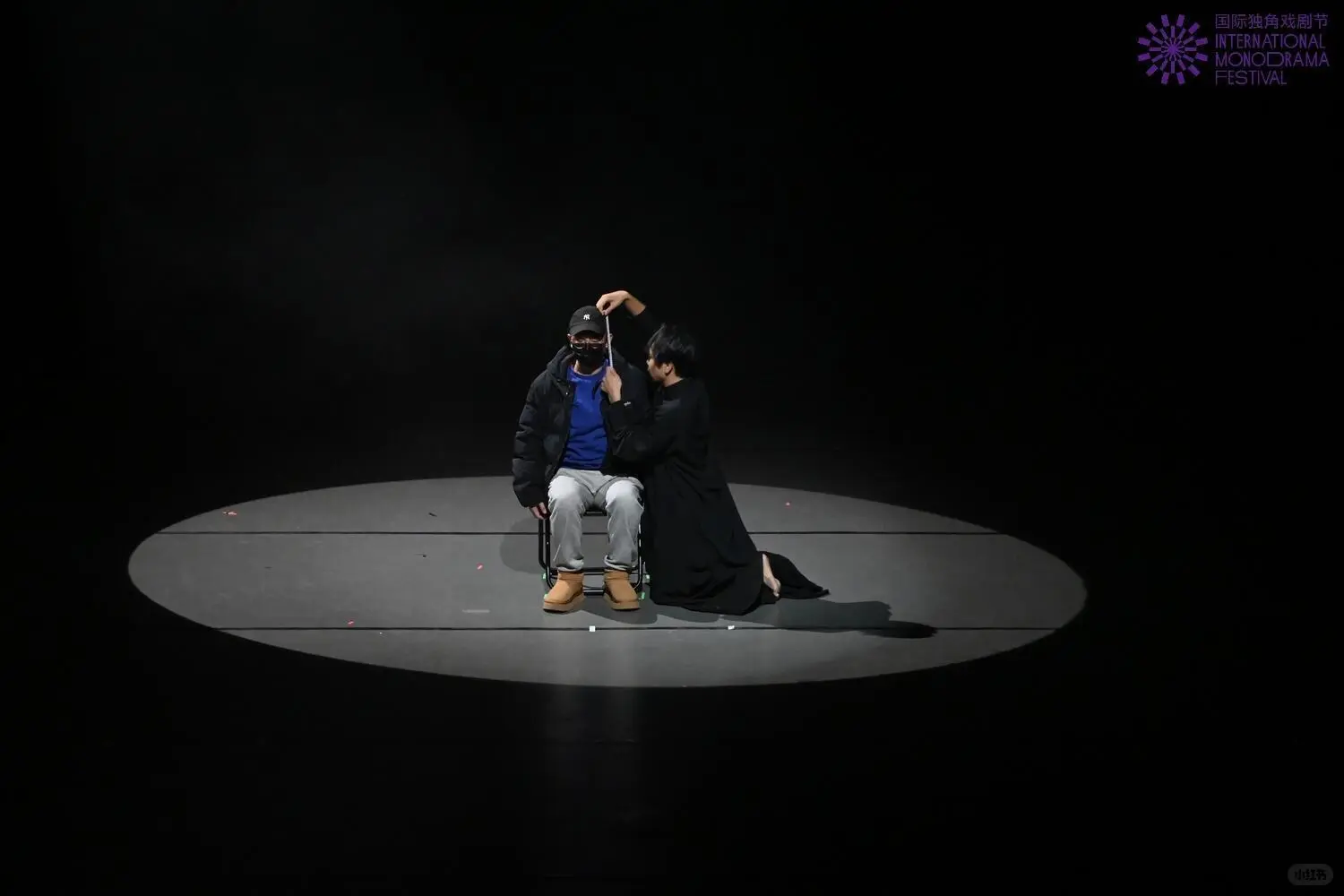 杜十娘四处奔走投简历，只为纹银三百两