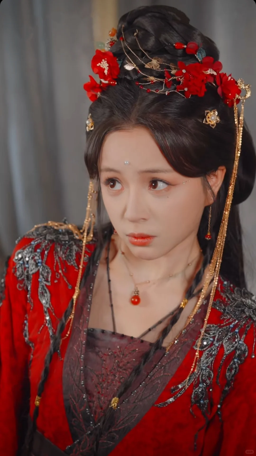 🍅🍆免费短剧 | 铜镜预示十年劫