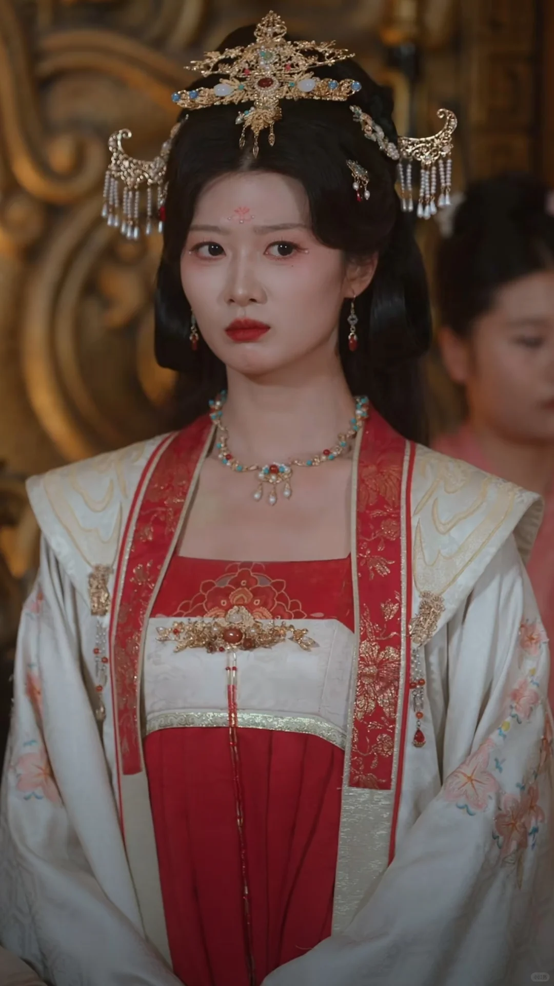 🍅🍆免费短剧 | 穿书后又带娃又斗公主