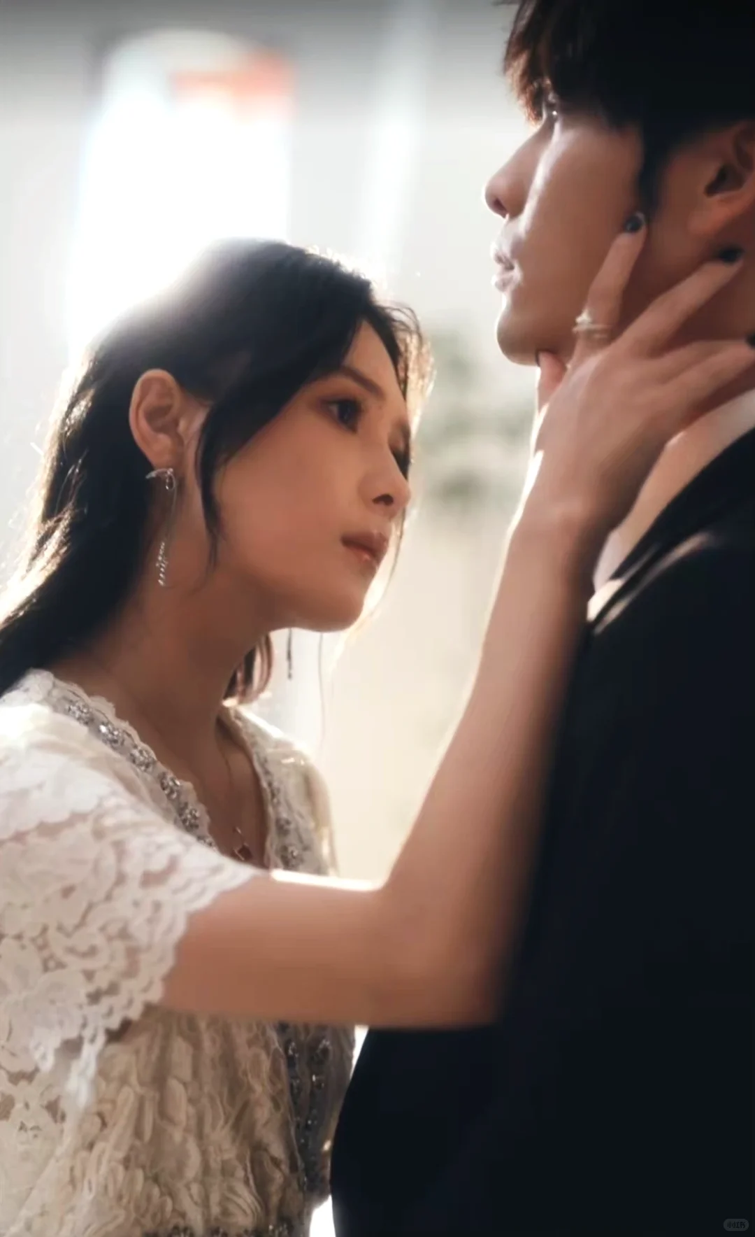 王奕然&左一激情演绎悬疑动作情爱剧！🔥