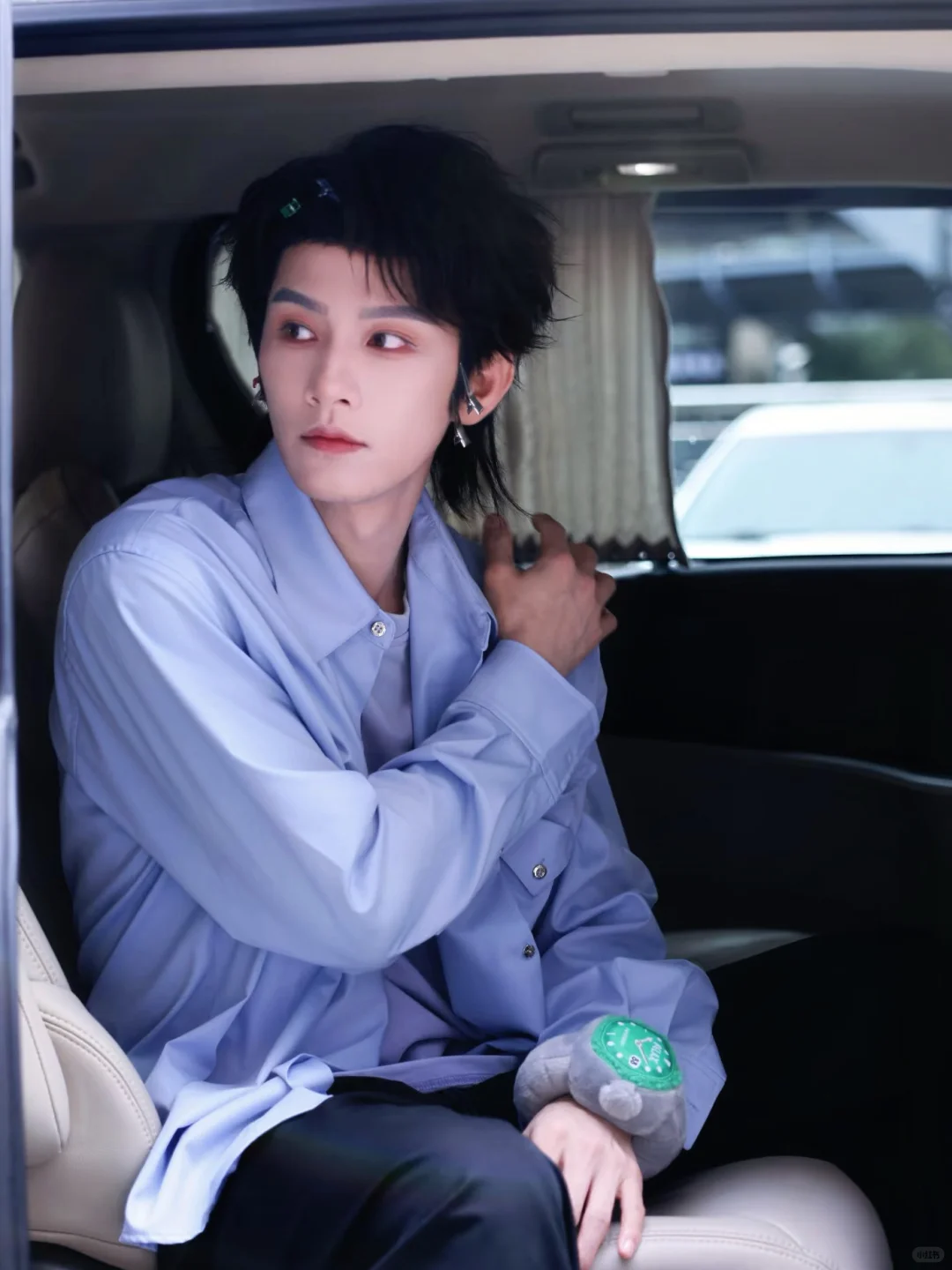 有人认识这个演员吗？