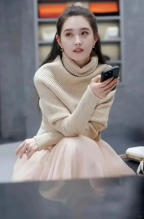 为交房租拍短剧，郭宇欣50亿播放量逆袭：踏