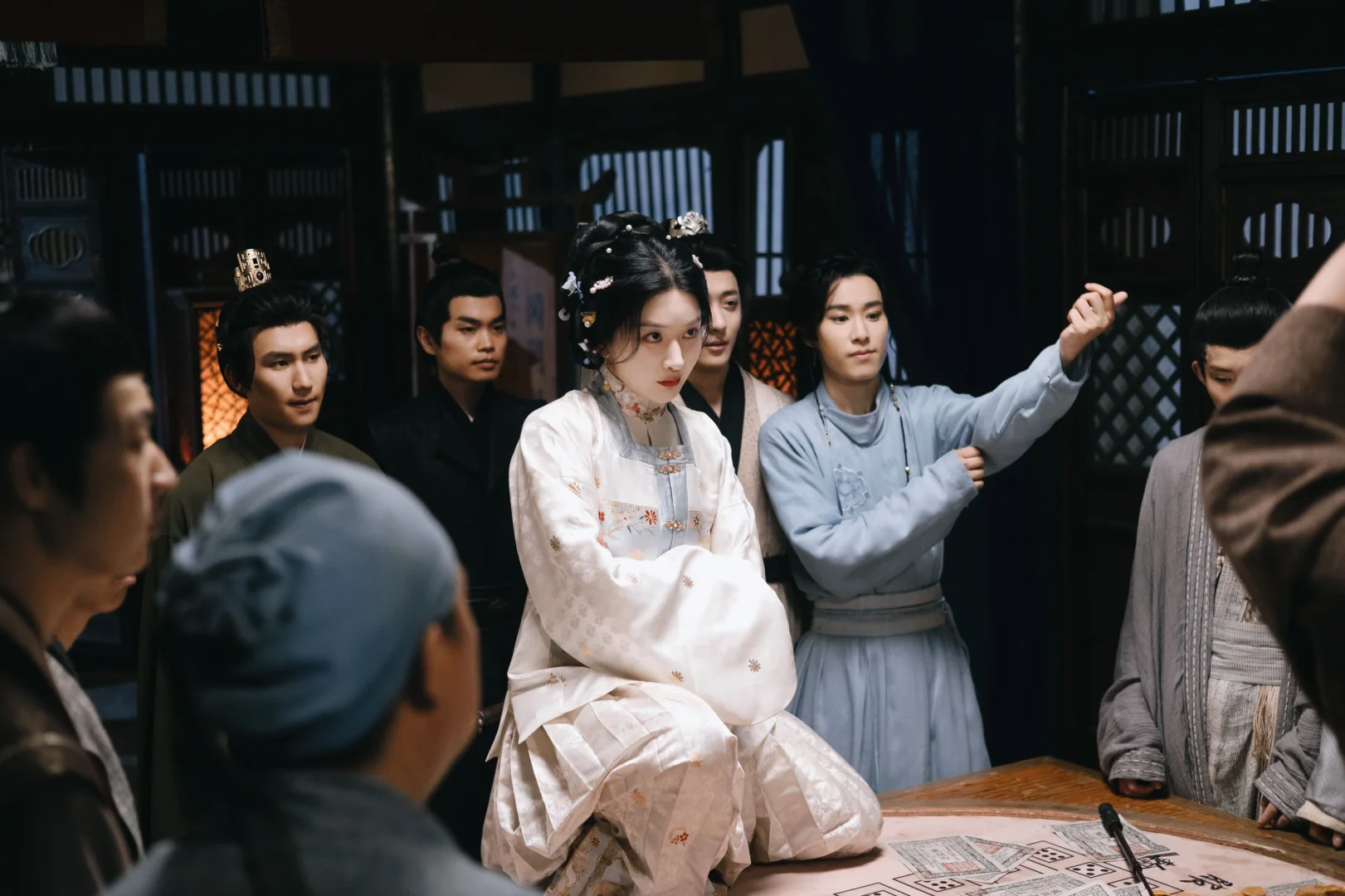 《全府偷听心声我被追着宠》今日上线啦