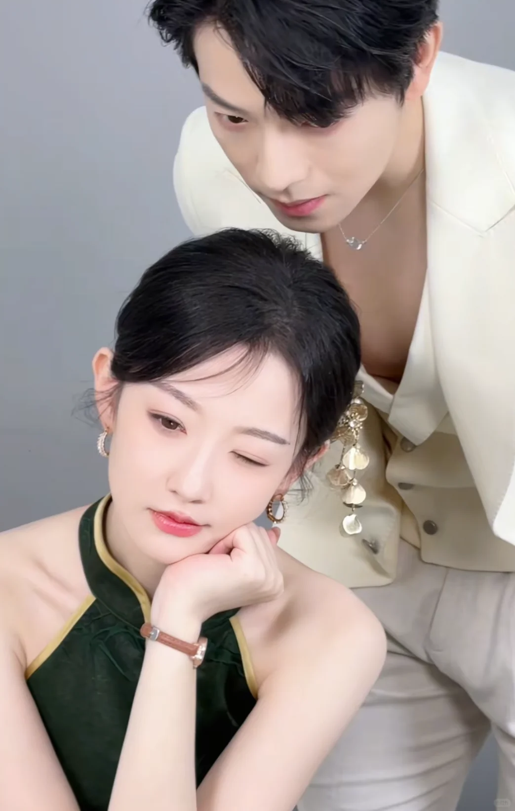 曾辉&韩雨彤的十三搭