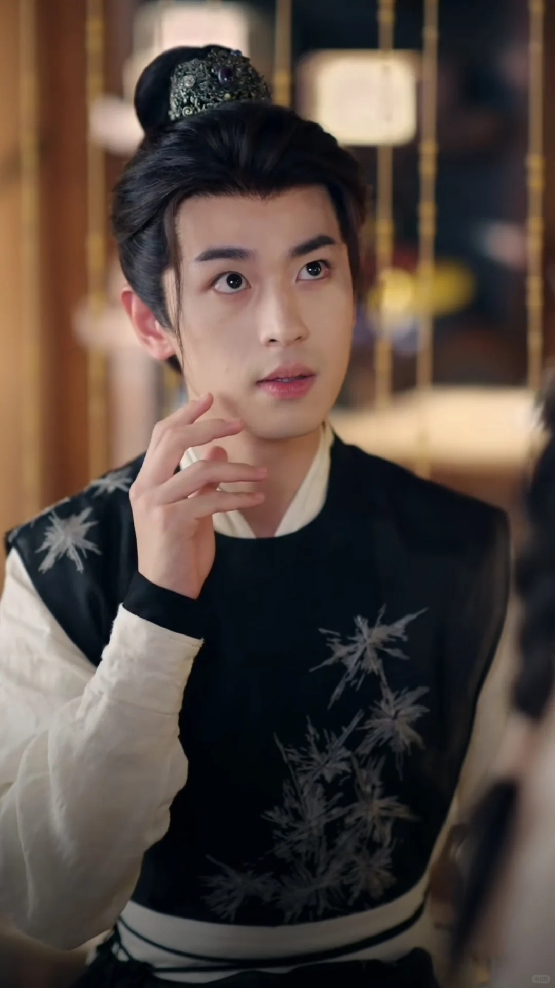 🍅🍆免费短剧 | 长嫂为妻，重生VS穿书