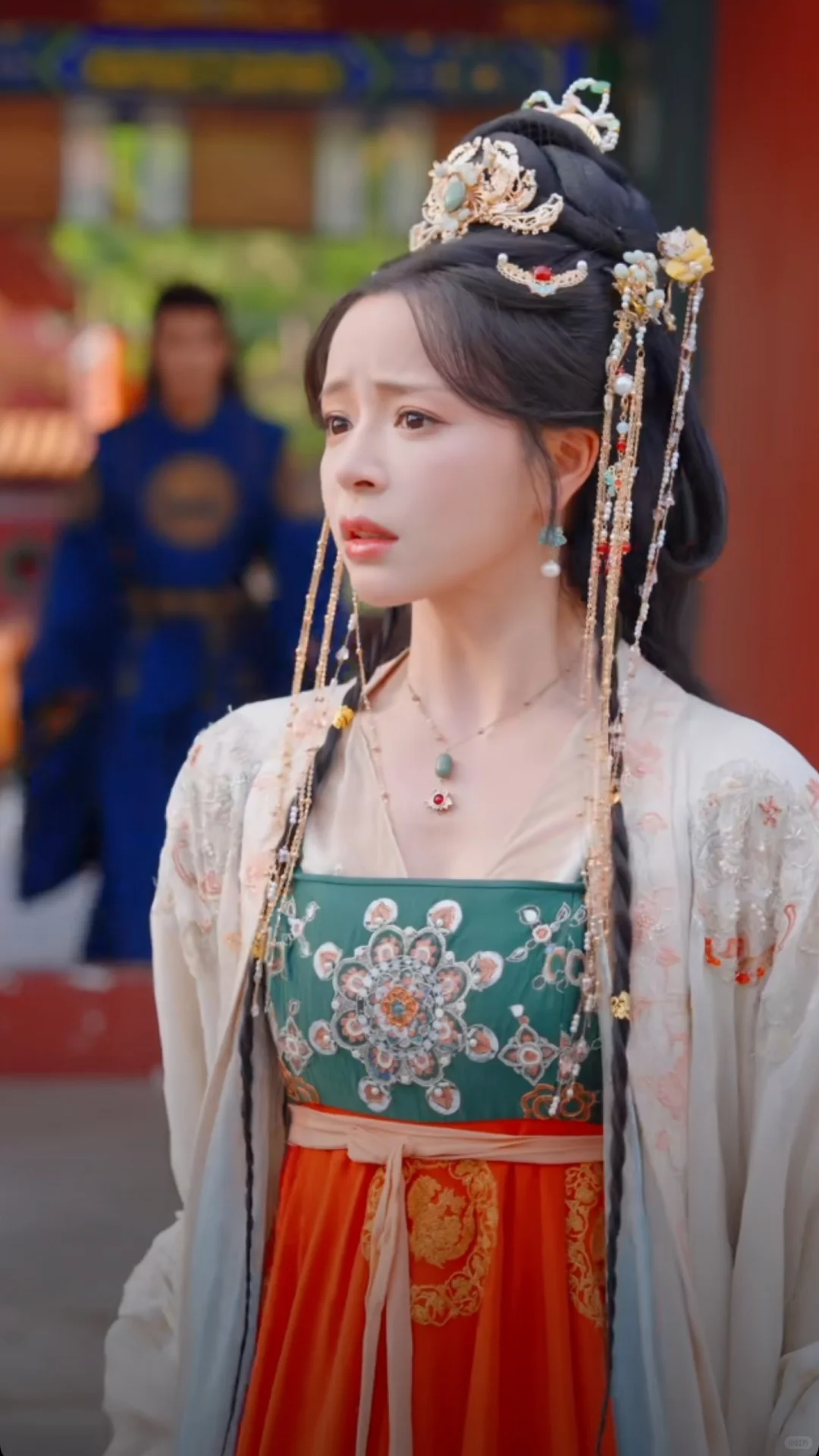 🍅🍆免费短剧 | 铜镜预示十年劫