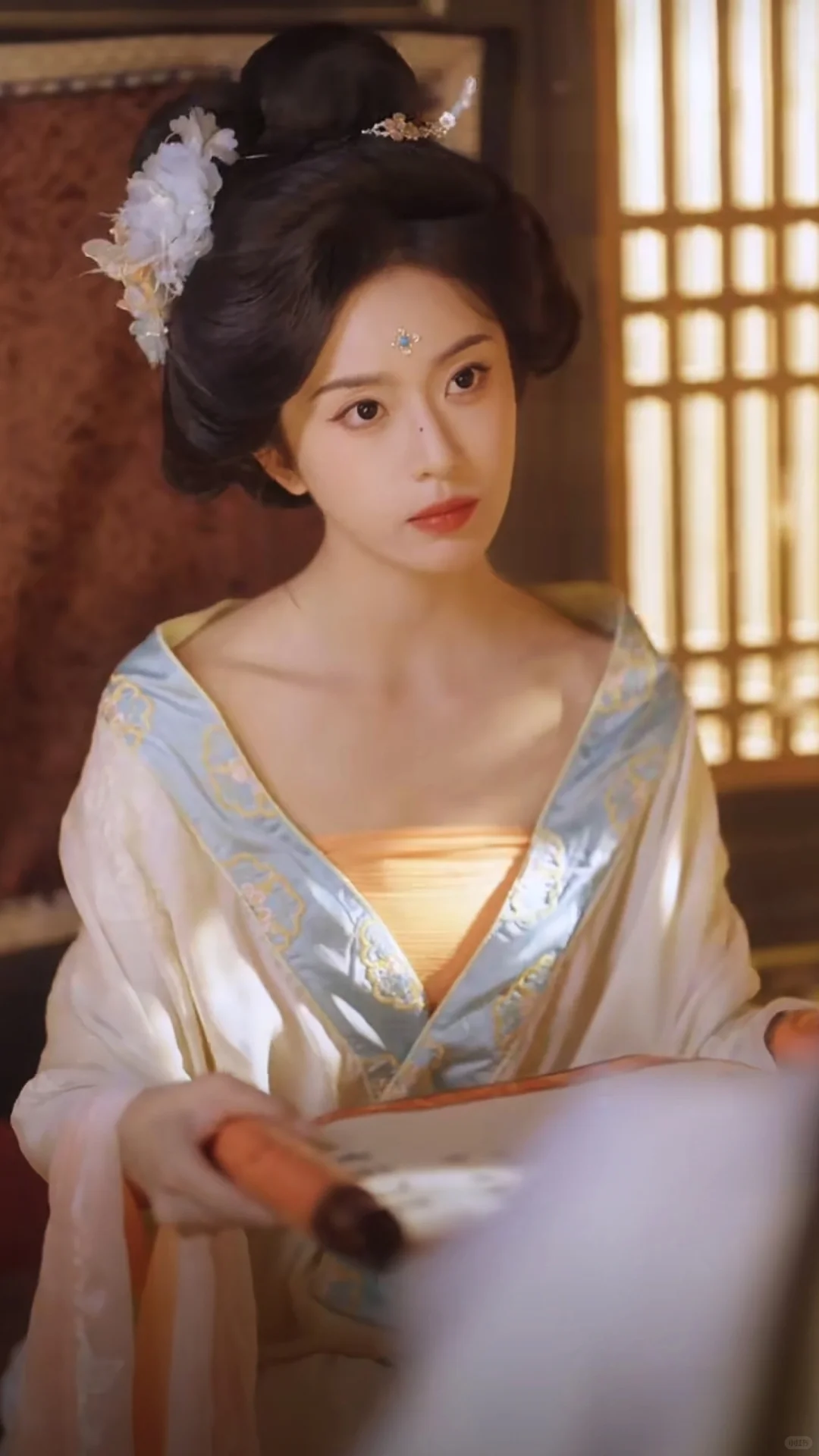 🍅🍆免费短剧 | 我家夫君登基了