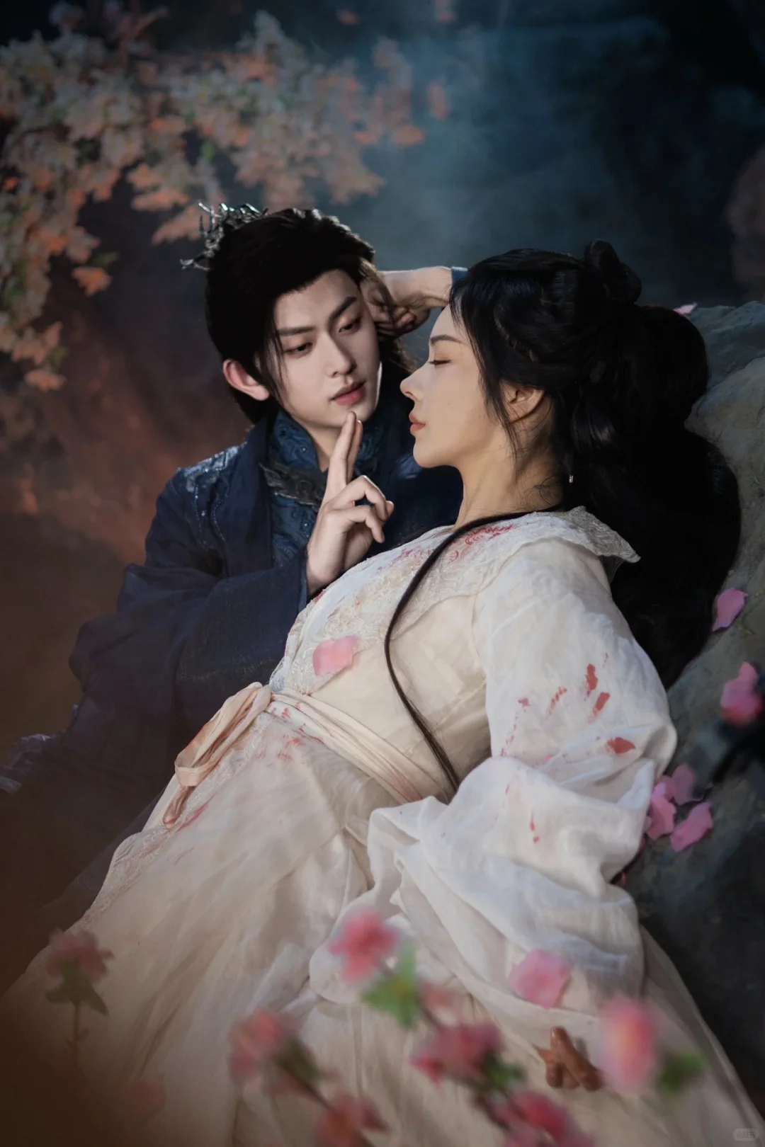 短剧影评:观10亿爆款《逆天萌兽》