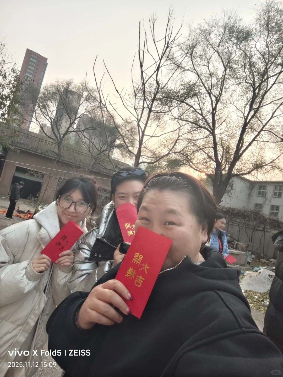 短剧《莫待亲情成旧忆》