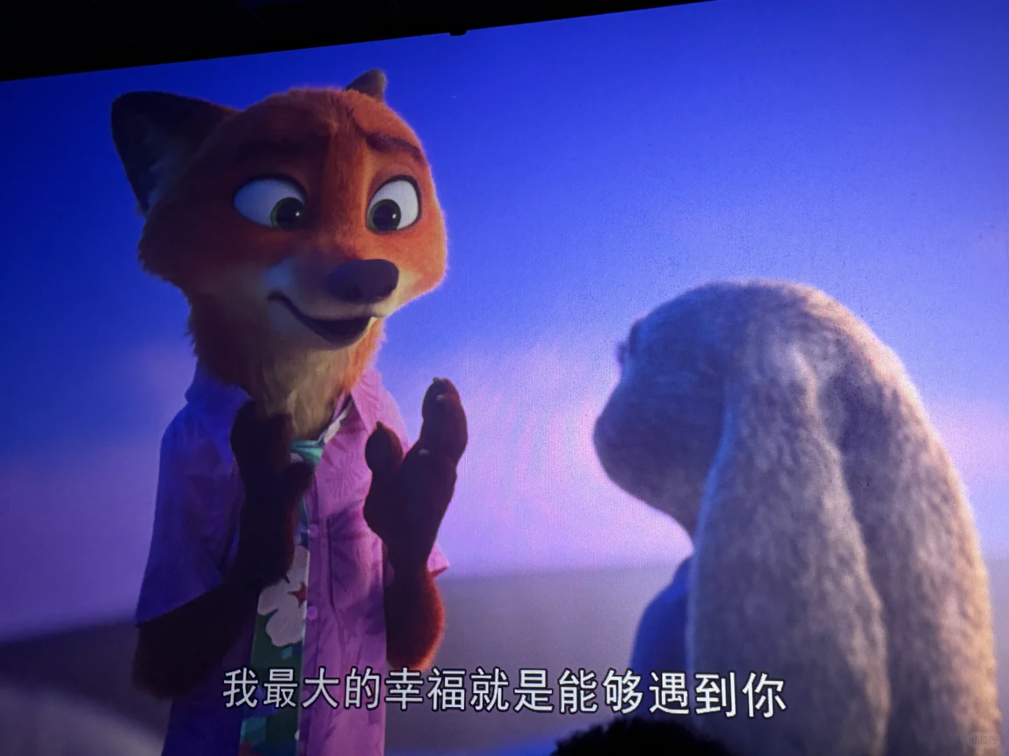 和女朋友在电影院的夜晚...后劲太大了!