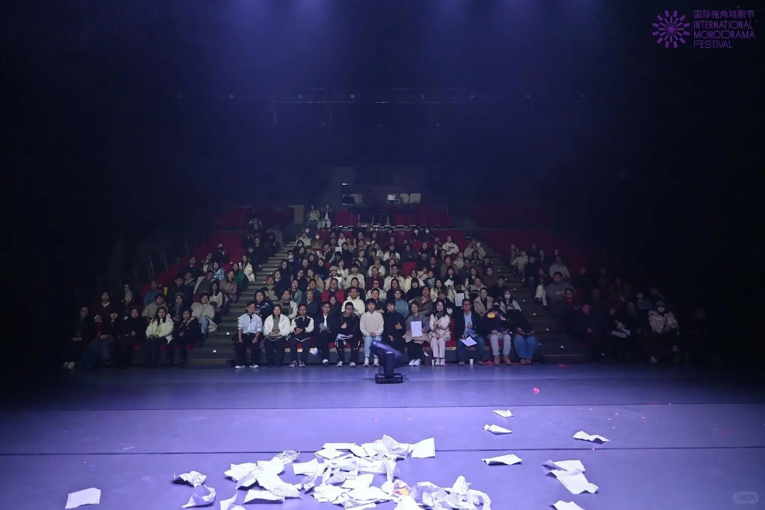 杜十娘四处奔走投简历，只为纹银三百两