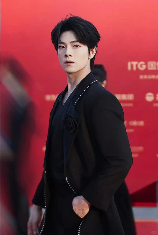 咱们短剧演员太争气啦‼️金鸡奖红毯造型来喽