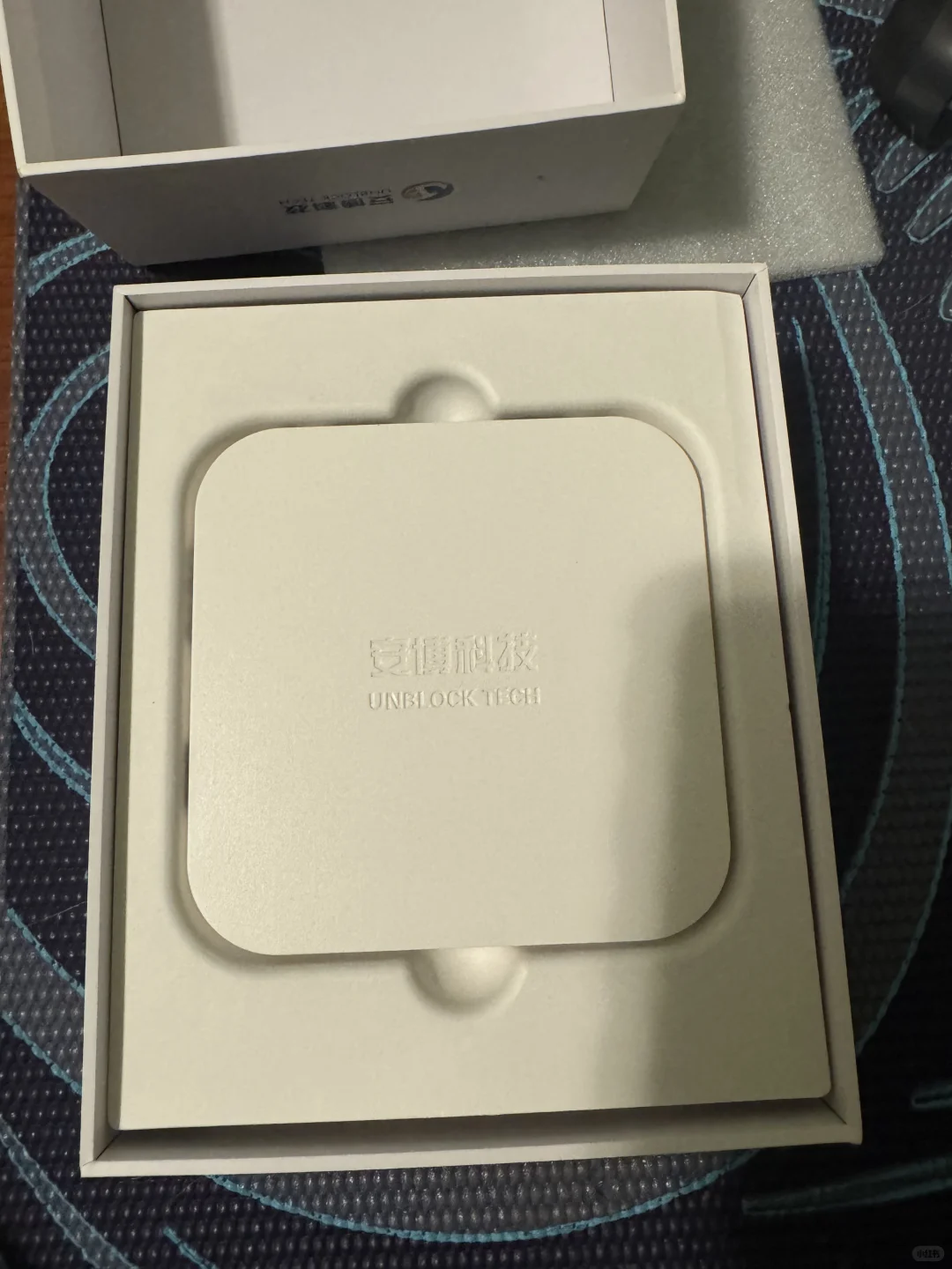 全新安博电视盒子➗纽约