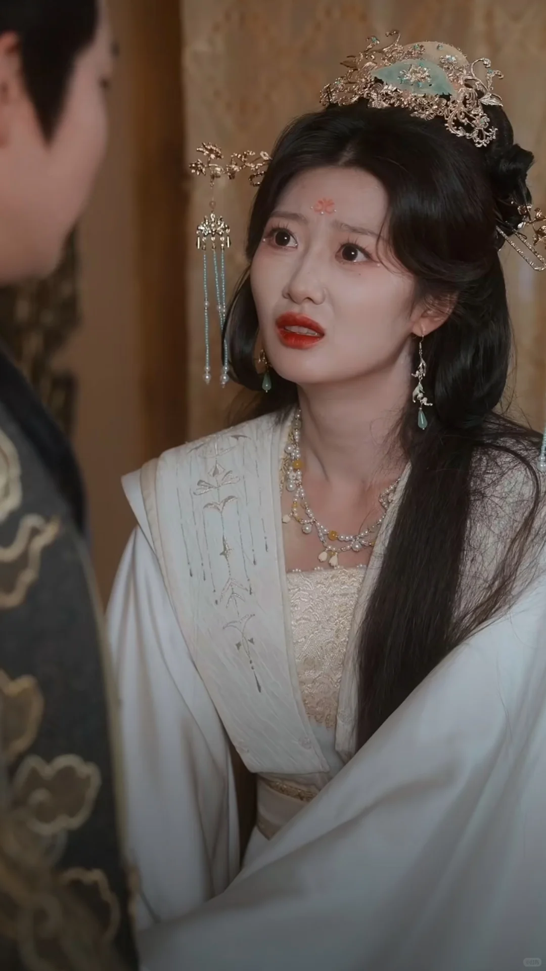 🍅🍆免费短剧 | 穿书后又带娃又斗公主