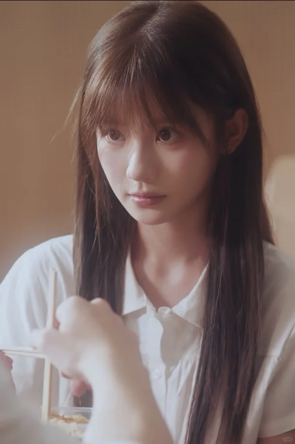 男主的💪快和女主宝宝的脸一样大了啦