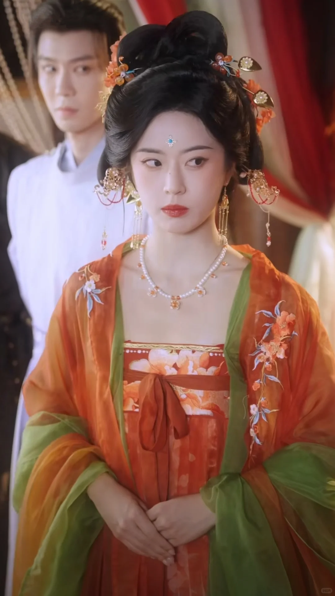 🍅🍆免费短剧 | 我家夫君登基了