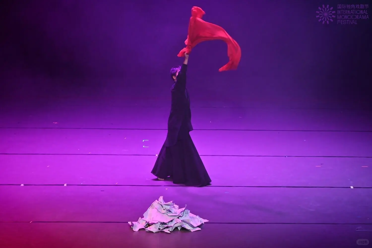 杜十娘四处奔走投简历，只为纹银三百两