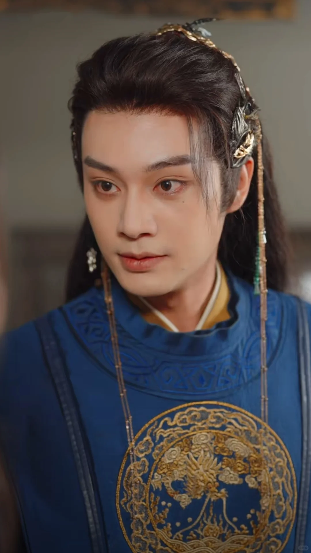 🍅🍆免费短剧 | 铜镜预示十年劫