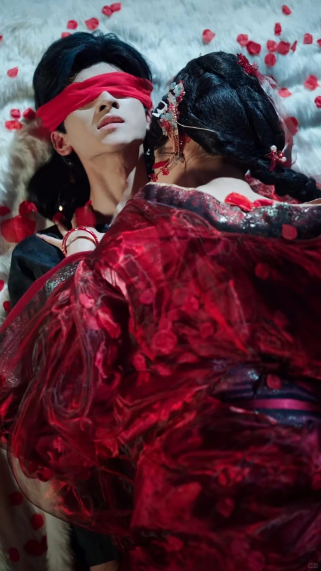 🍅🍆免费短剧 | 至春禾·吴昊-错鸣鸾