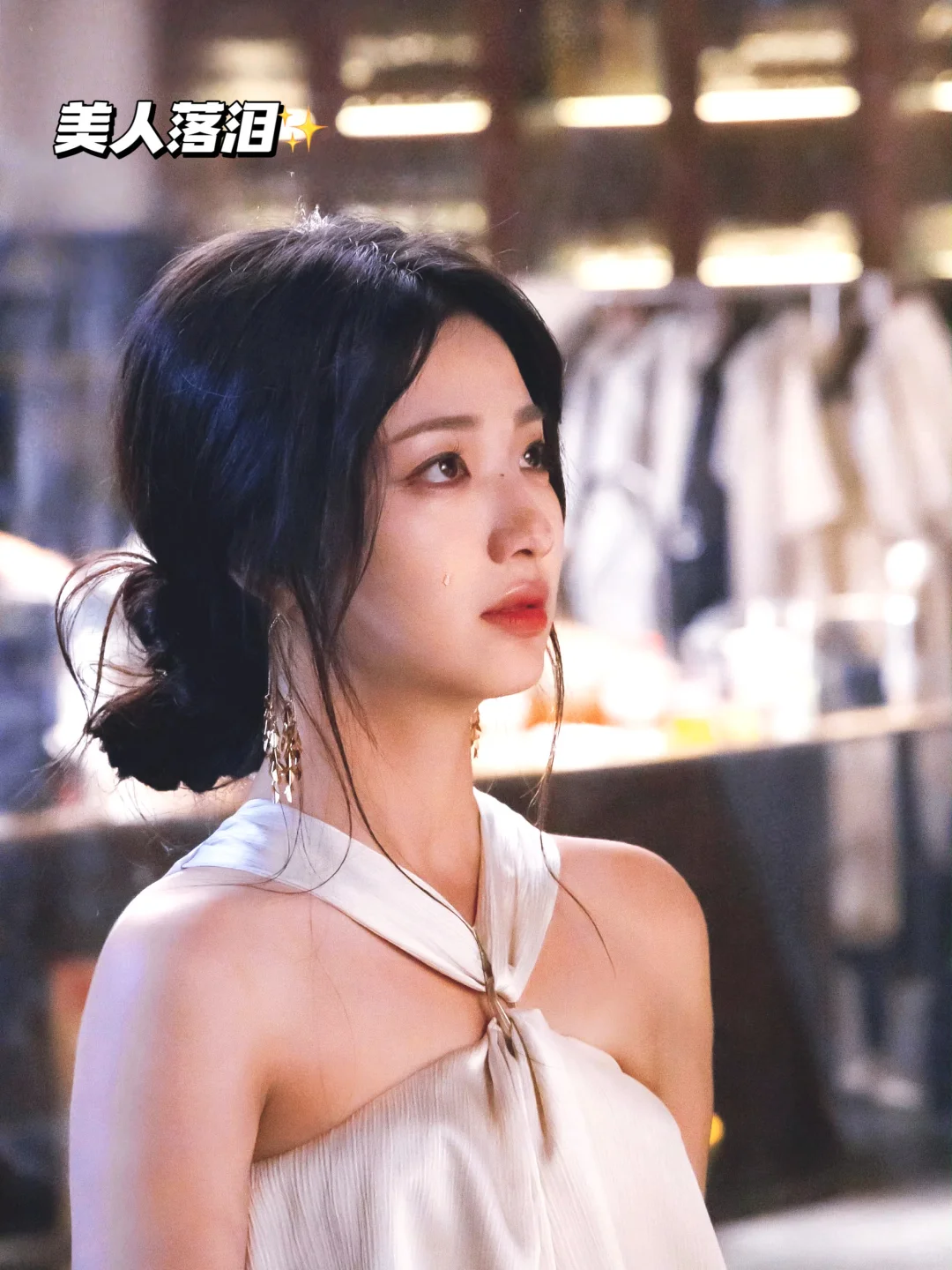 杨殊予｜木头美人，演技争议下的资源咖逆袭？