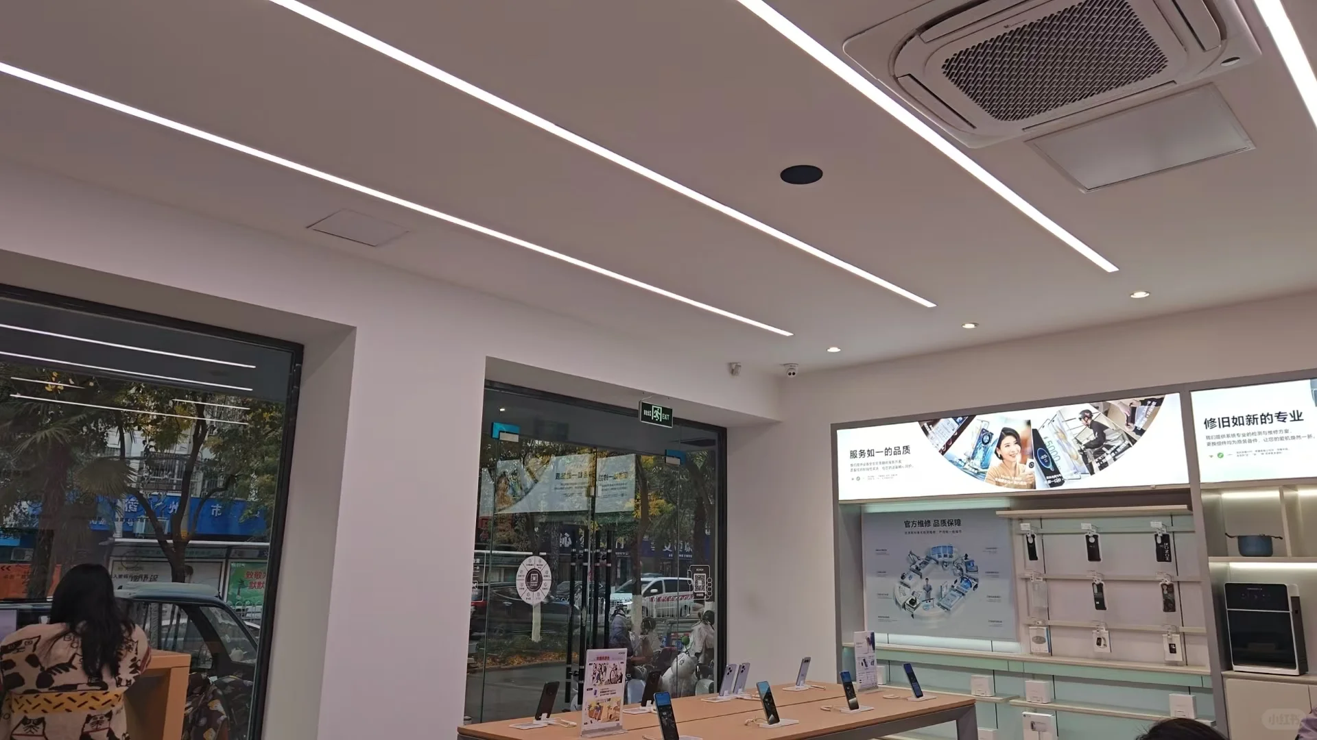 荣耀售后服务真贴心-夜雨聆风