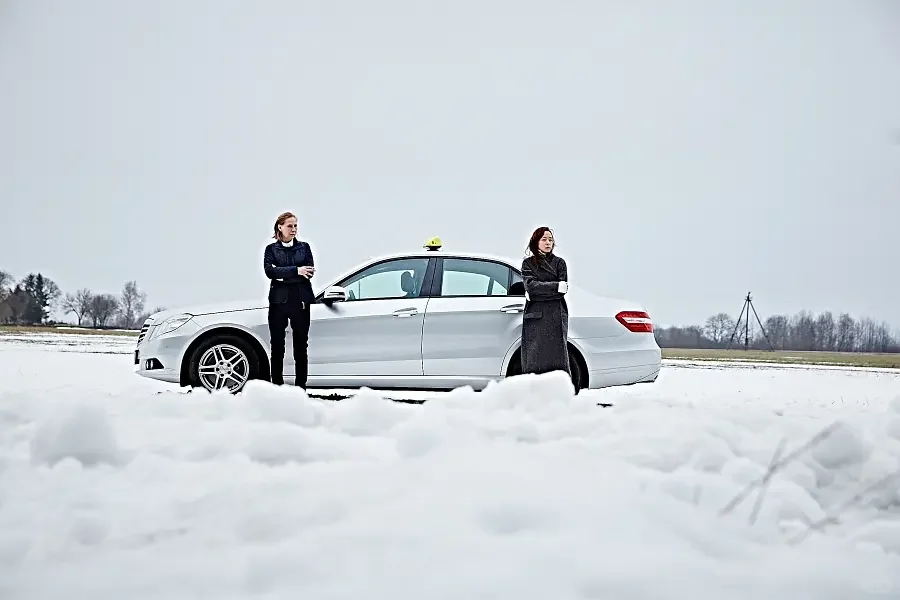 爱情从来都是克制