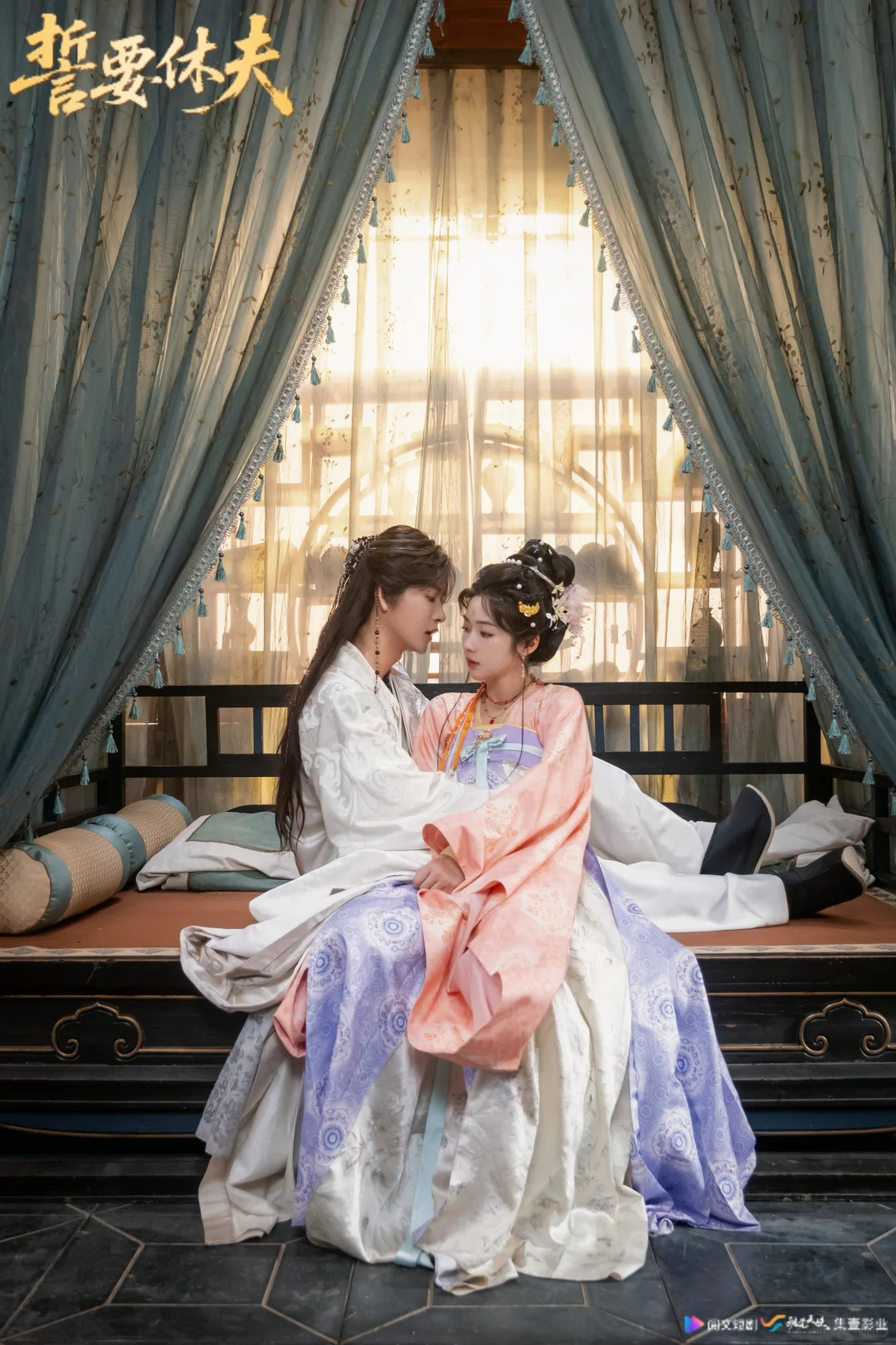 這是短劇新進(jìn)貨的古裝美男嘛～