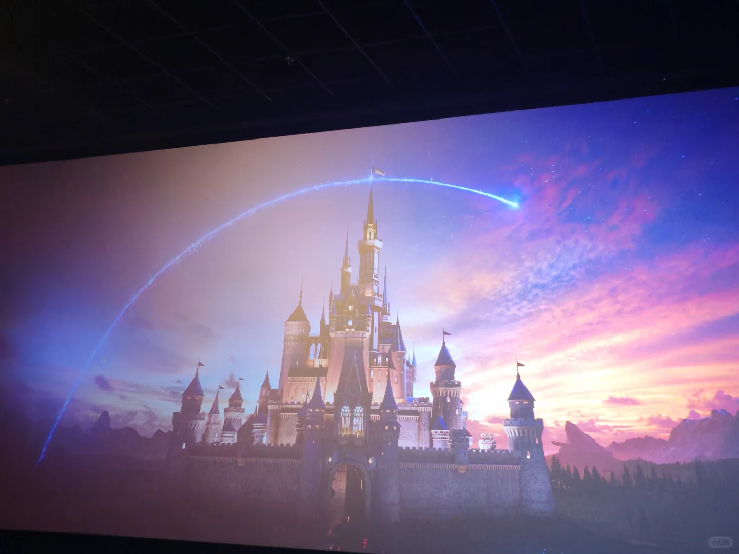 第一次一个人去看电影是在我的29岁