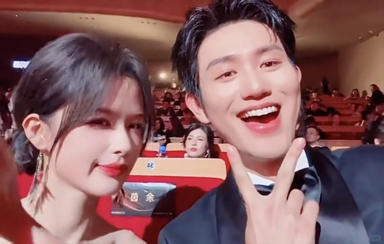 今晚是短国cp大赏