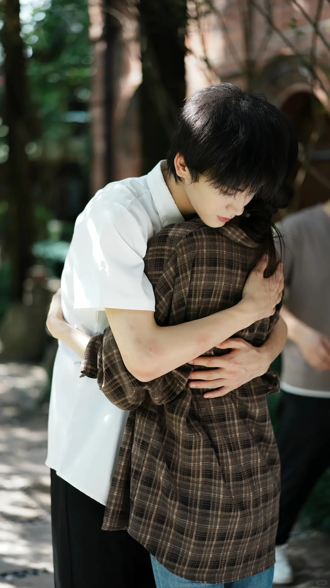 推荐短剧《野草疯长》