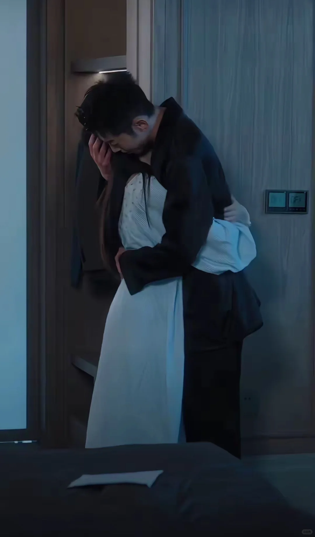 一个30岁❤️一个20岁，亲手养大的🌹