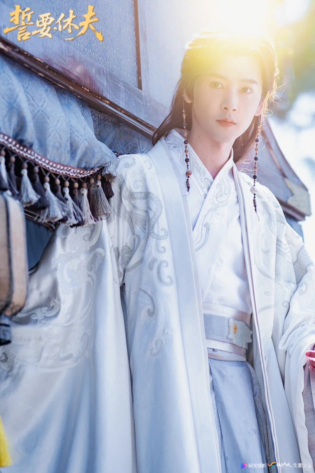 這是短劇新進(jìn)貨的古裝美男嘛～