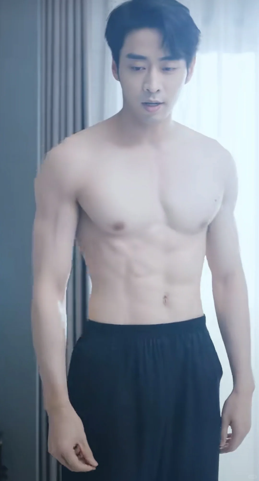 💋《秘色临界》是我看过最“有味道”的短剧!