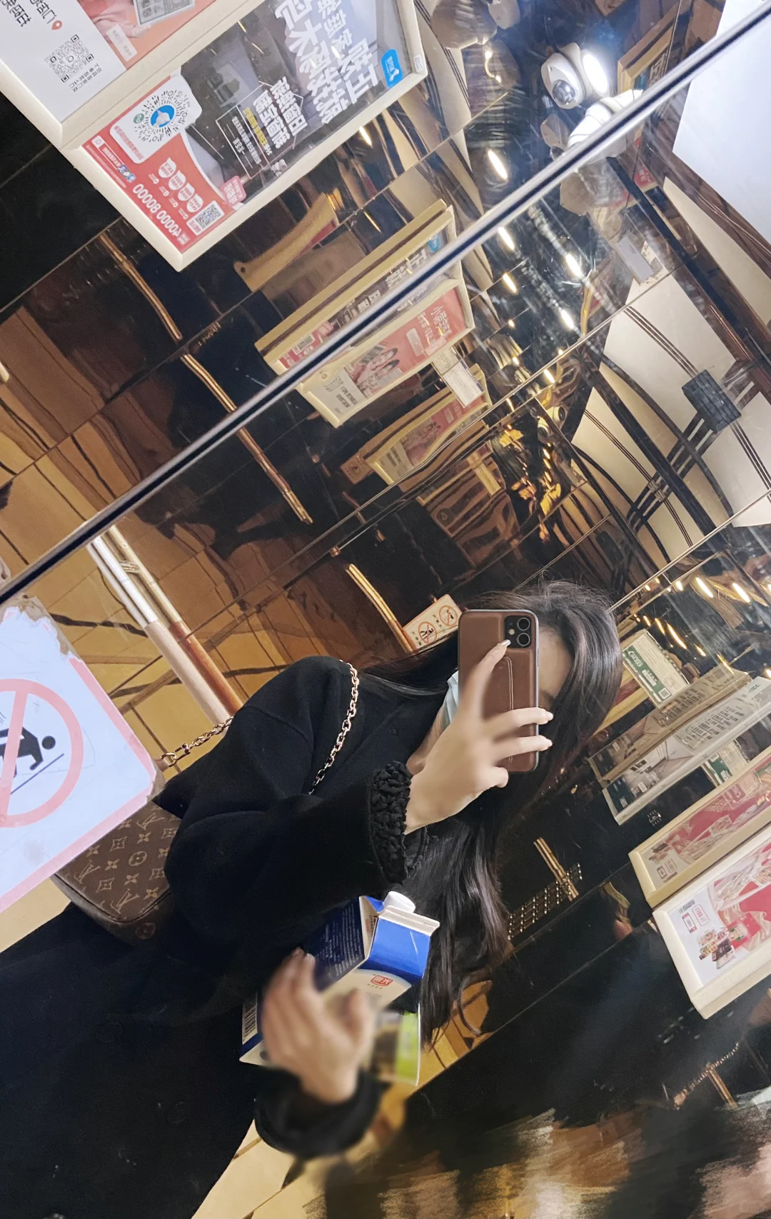 第一次一个人进电影院