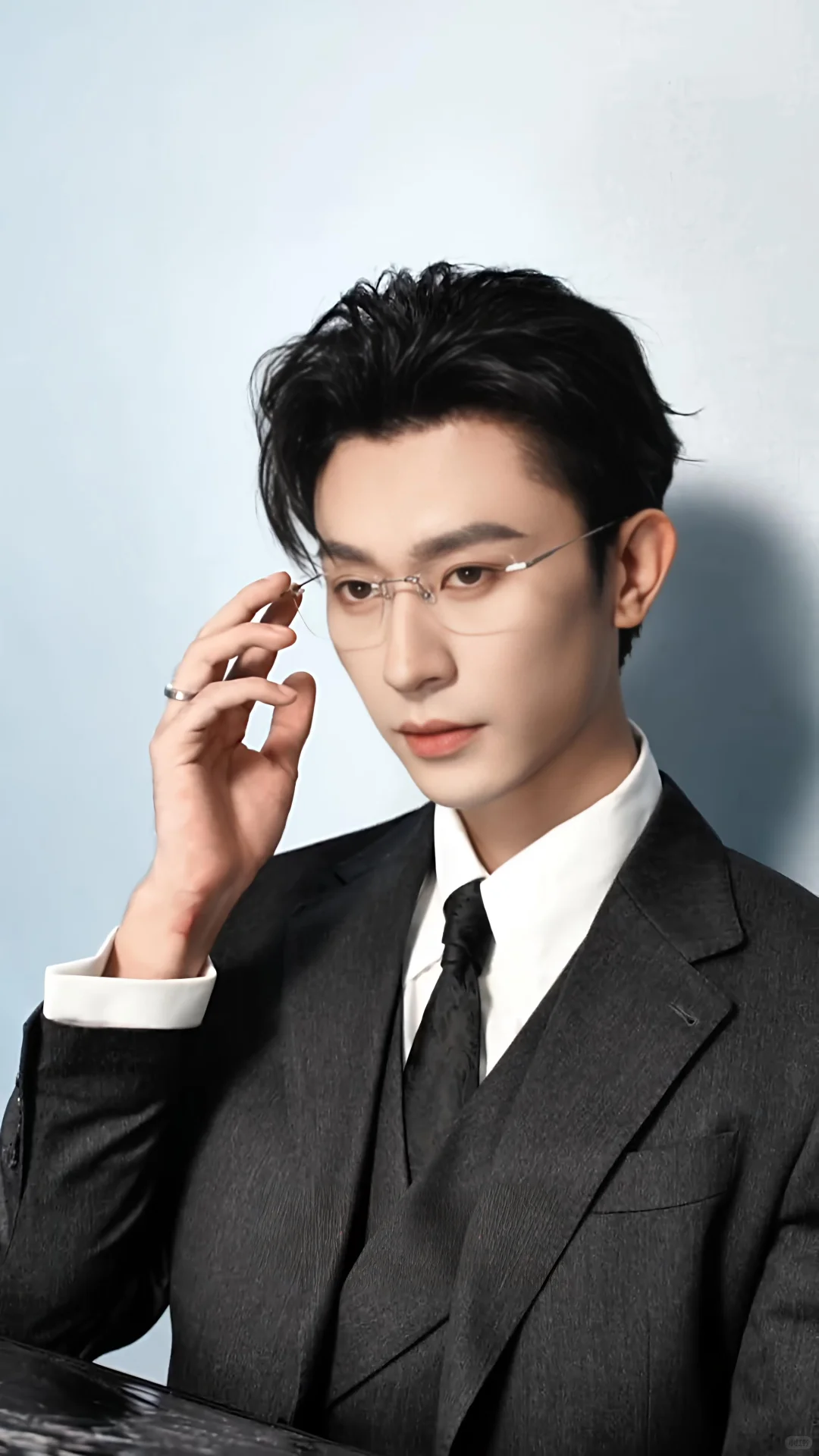 最帅的永远在下一套