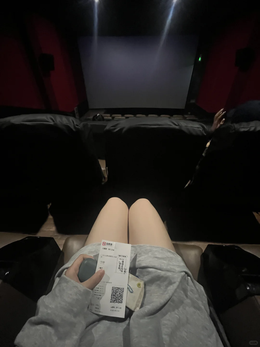 首次自己看夜场电影