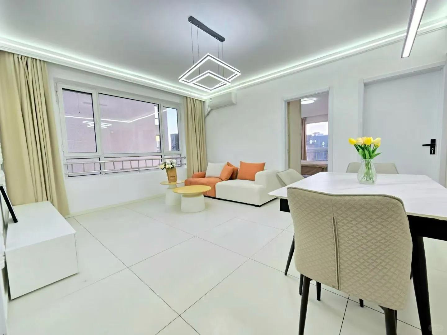 近理工软件园数码广场两室整租2100